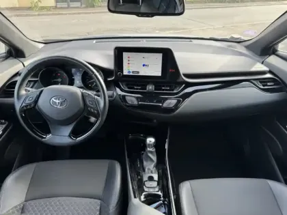 Photo 10 Toyota C-HR 1.8 Hybride 122 Edition MY22 ch