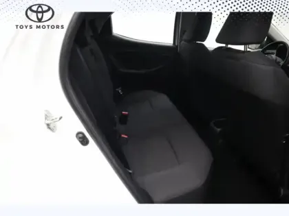 Photo 22 Toyota Yaris 70 VVT-i Dynamic Business