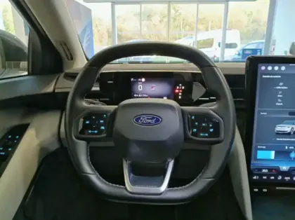 Photo 6 Ford Explorer 286ch Extended Range 77kWh RWD