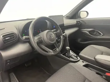 Photo 16 Toyota Yaris 1.5 HYBRID 130H DESIGN