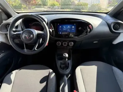 Photo 8 Toyota Aygo 1.0 VVT-i 72 Dynamic CH BVM5 MY