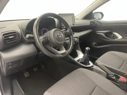 Photo 17 Toyota Yaris 70 VVT-i Dynamic