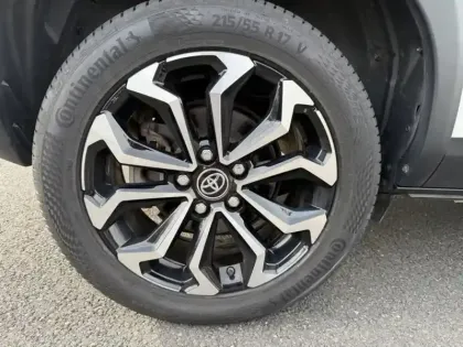 Photo 8 Toyota Yaris Hybride 1.5 HYBRID 116H DESIGN AWD AUTO