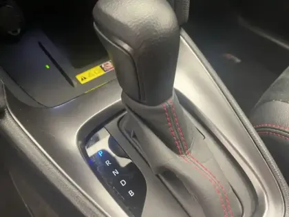 Photo 13 Toyota Yaris 1.5 HYBRID 130H GR SPORT PACK TECHNO