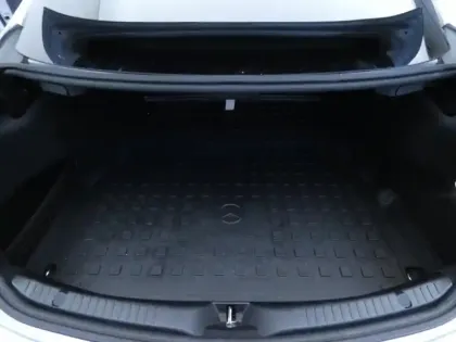 Photo 33 Mercedes Classe C Gén. IV (C205) Ph2 AMG 2