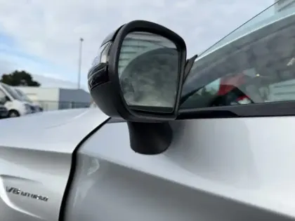 Photo 10 Mercedes Classe C Gén. IV (C205) Ph2 AMG 2