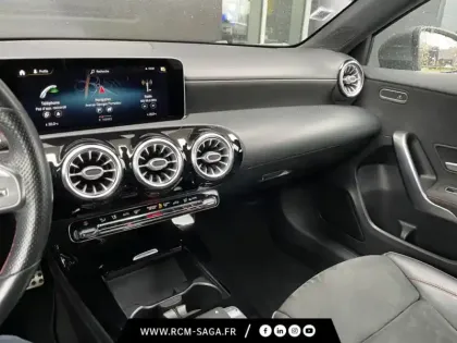 Photo 12 Mercedes Classe A 200 163ch AMG Line 7G-DCT