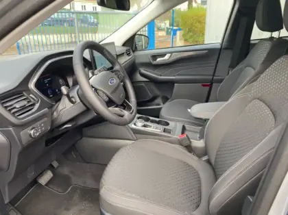 Photo 9 Ford Kuga 2.5 Duratec 180ch Hybrid FlexiFuel Titanium Business Powershift