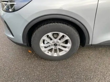 Photo 13 Ford Kuga 2.5 Duratec 180ch Hybrid FlexiFuel Titanium Business Powershift