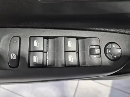 Photo 13 Opel Corsa  1.2 75ch