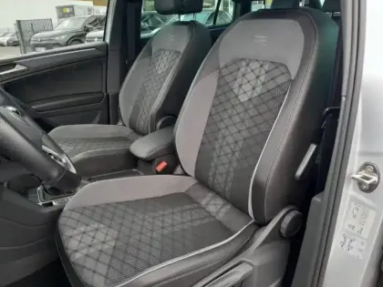 Photo 13 Volkswagen Tiguan  1.4 eHybrid 245ch R-Line DSG6