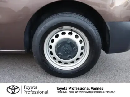 Photo 12 Toyota Proace  Combi Medium 1.5 120 D-4D Dynamic RC18