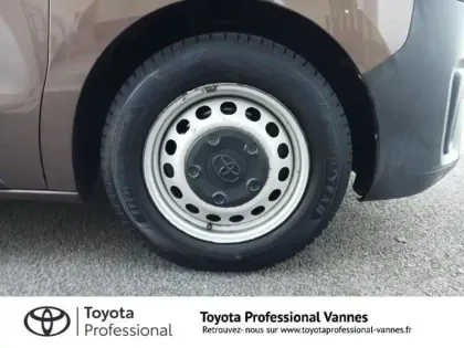 Photo 14 Toyota Proace  Combi Medium 1.5 120 D-4D Dynamic RC18
