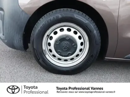 Photo 13 Toyota Proace  Combi Medium 1.5 120 D-4D Dynamic RC18