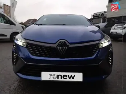 Photo 12 Renault Clio  1.6 E-Tech 145ch full hybrid esprit Alpine - 24 Camera GPS