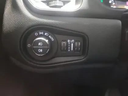 Photo 12 Jeep Renegade  1.5 Turbo T4 130ch MHEV S BVR7