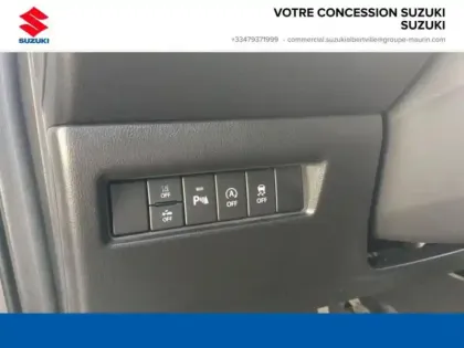 Photo 10 Suzuki Swift  1.2 Dualjet Hybrid 83ch Privilège AllGrip