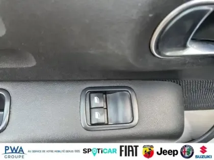 Photo 11 Citroën C3  PureTech 82ch Graphic S&S E6.d-TEMP