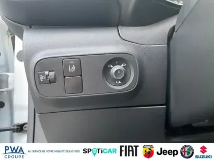 Photo 19 Citroën C3  PureTech 82ch Graphic S&S E6.d-TEMP