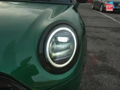 Photo 12 Mini Cooper  3 Portes S 204ch JCW DKG7 Tpano Sieges chauf Volant chauf GPS Camera HUD H/Kardon