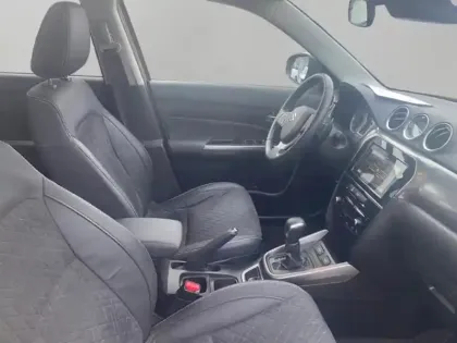 Photo 13 Suzuki Vitara  1.5 Dualjet Hybrid 115ch Style Auto