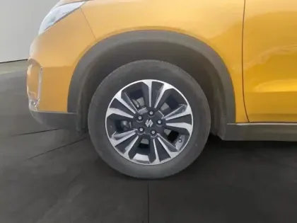 Photo 8 Suzuki Vitara  1.5 Dualjet Hybrid 115ch Style Auto