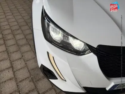 Photo 12 Peugeot 2008  1.5 BlueHDi 130ch S&S Active Business EAT8