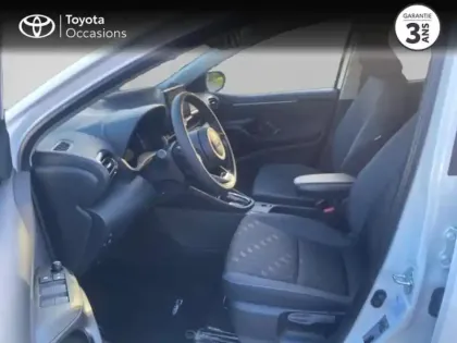 Photo 10 Toyota Yaris  116h Design 5p MY25