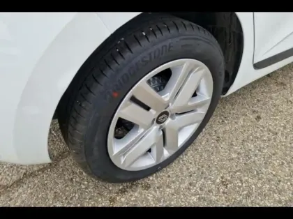 Photo 12 Renault Clio  1.0 Eco-G 100ch Evolution - 24