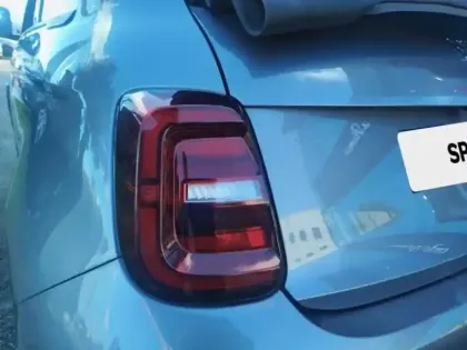 Photo 10 Fiat 500c  e 118ch Icône