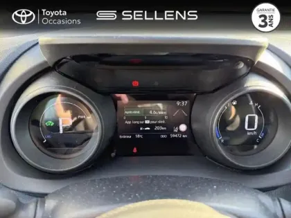 Photo 13 Toyota Yaris  116h Design 5p MY22