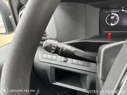 Photo 13 Peugeot Expert  Fg M 2.0 BlueHDi 145ch S&S EAT8