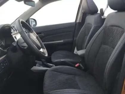 Photo 6 Suzuki Vitara  1.4 Boosterjet Hybrid 110ch Style Auto MY25