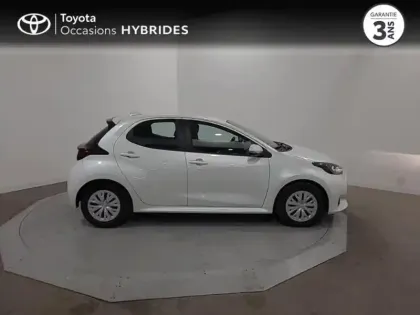 Photo 7 Toyota Yaris  116h Dynamic 5p Blanc Lunaire