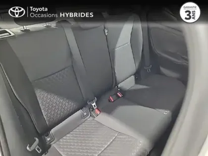 Photo 12 Toyota Yaris  116h Dynamic 5p Blanc Lunaire