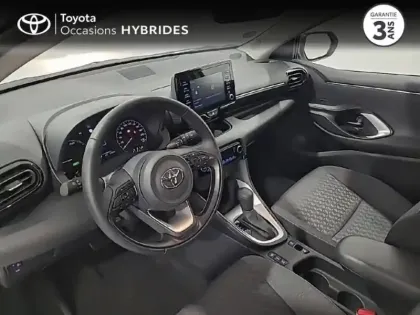 Photo 14 Toyota Yaris  116h Dynamic 5p Blanc Lunaire