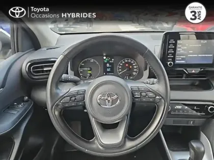 Photo 8 Toyota Yaris  116h Dynamic 5p MY22