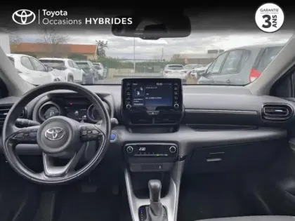 Photo 7 Toyota Yaris  116h Design 5p MY22
