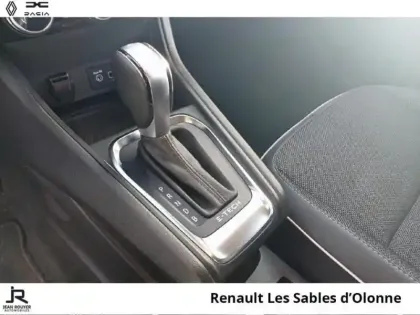 Photo 5 Renault Captur  1.6 E-Tech hybride 145ch Intens -21