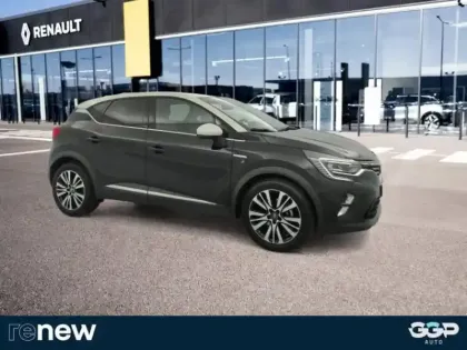 Photo 6 Renault Captur  1.6 E-Tech hybride rechargeable 160ch Initiale Paris -21