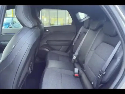 Photo 10 Renault Captur  1.6 E-Tech hybride 145ch Rive Gauche