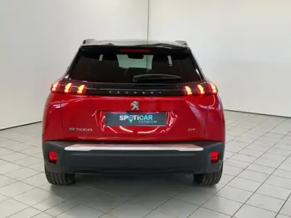 Photo 7 Peugeot 2008  e- 136ch GT