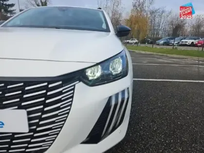 Photo 12 Peugeot 208  1.2 100ch S&S Allure