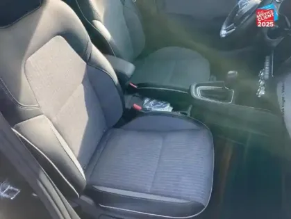 Photo 4 Renault Clio  1.6 E-Tech hybride 140ch Lutecia -21N