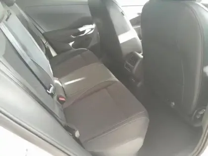 Photo 13 Volkswagen T-roc  1.5 eTSI 150ch R-Line DSG7