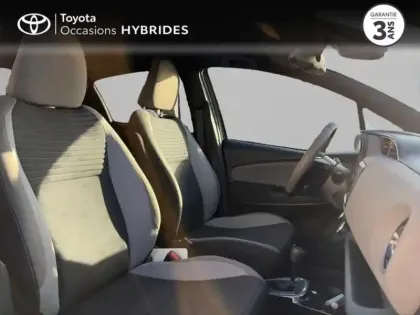 Photo 11 Toyota Yaris  100h Collection 5p RC19