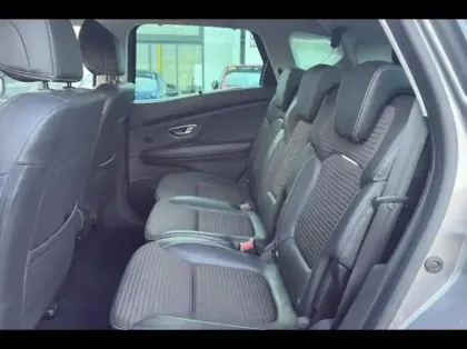 Photo 10 Renault Scenic  1.7 Blue dCi 120ch Intens