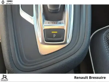 Photo 14 Renault Captur  1.6 E-Tech hybride rechargeable 160ch Intens -21