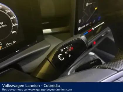 Photo 26 Volkswagen T-roc Gén. II Ph1 R-Line 5