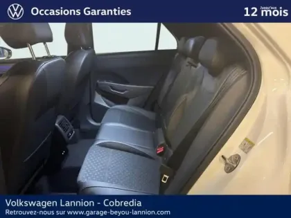 Photo 8 Volkswagen T-roc  1.5 eTSI 150ch R-Line DSG7